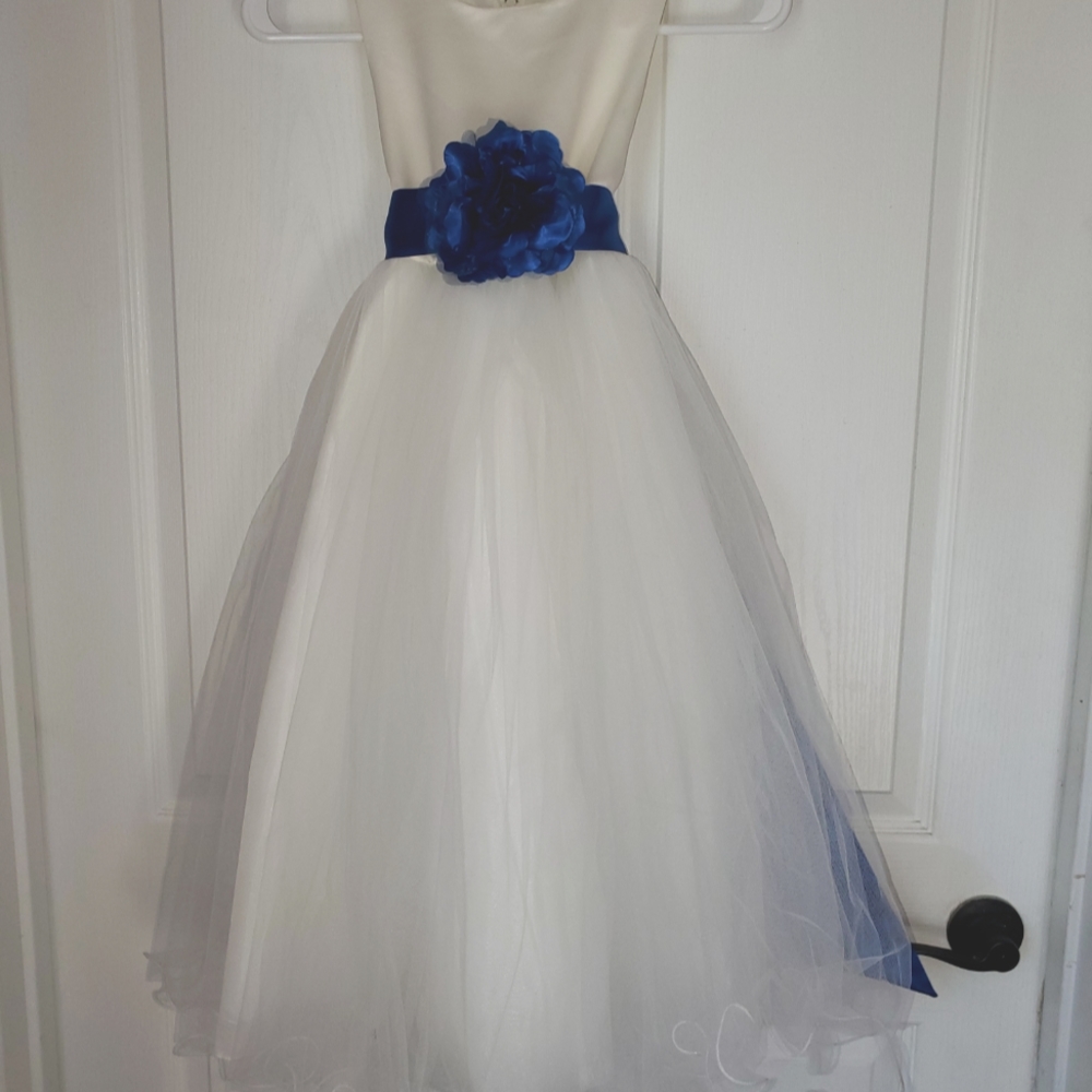 Flower Girl Dress, Girls Party Dress, Girls White Dress